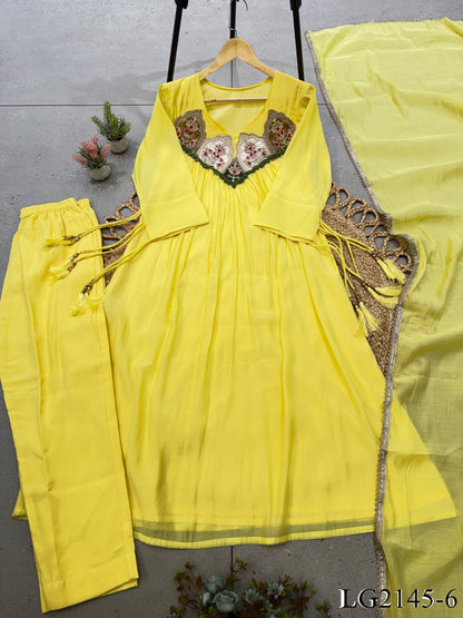 Most Viral Mul Chanderi With Sequience Work Top Pent