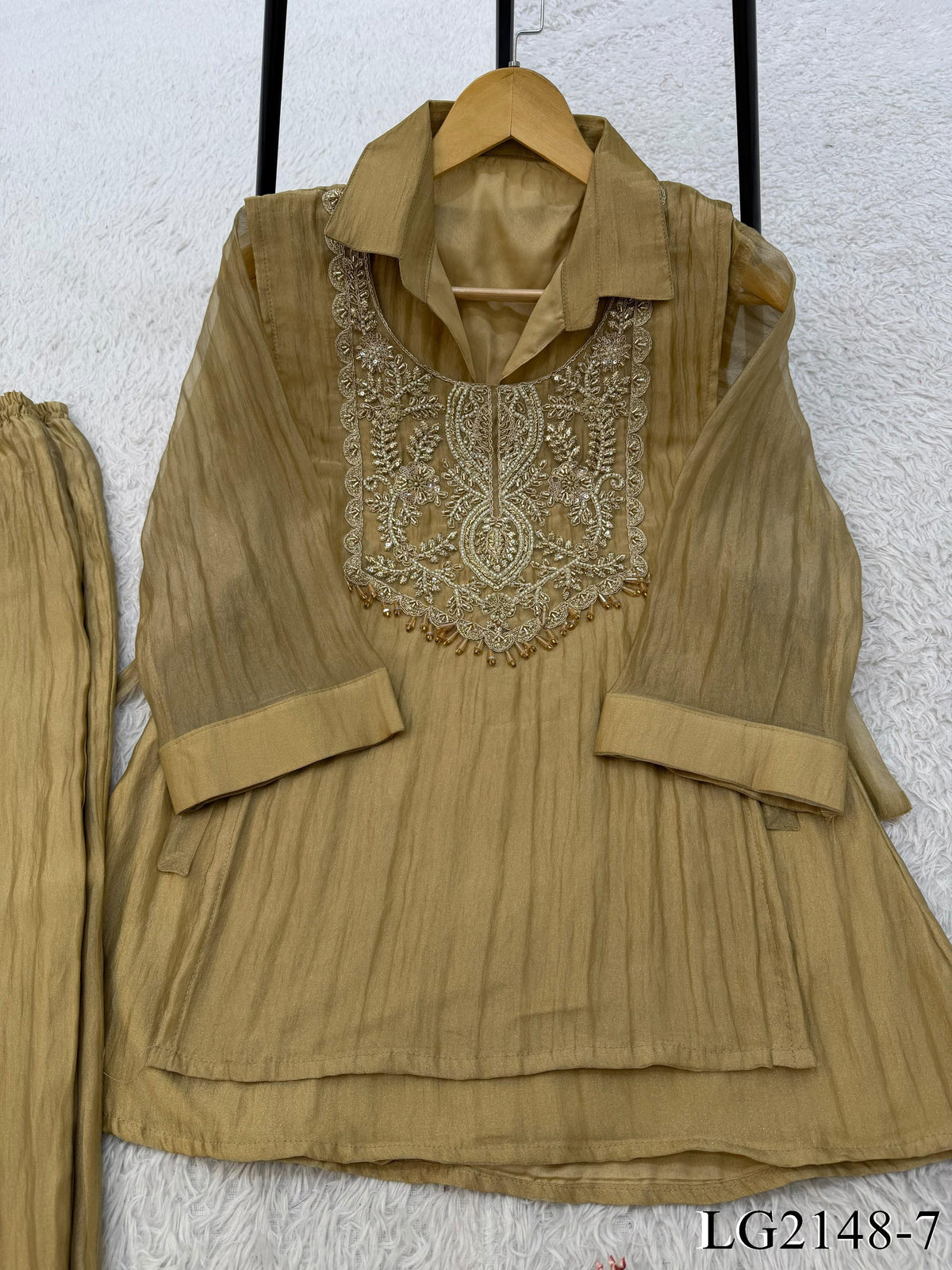 Beautifull Mosko Embroidery Sequience Work Top Pent
