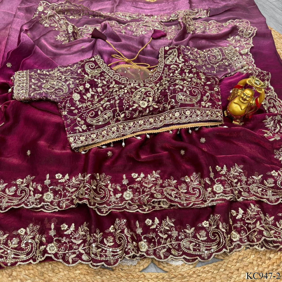Beautifull Shade Space Silk With Zari Work Saree