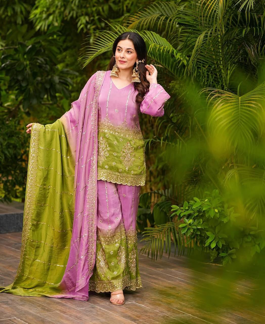 Heavy Chinon Silk digital Pedding With Premium Work Top Pent