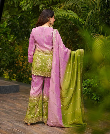 Heavy Chinon Silk digital Pedding With Premium Work Top Pent