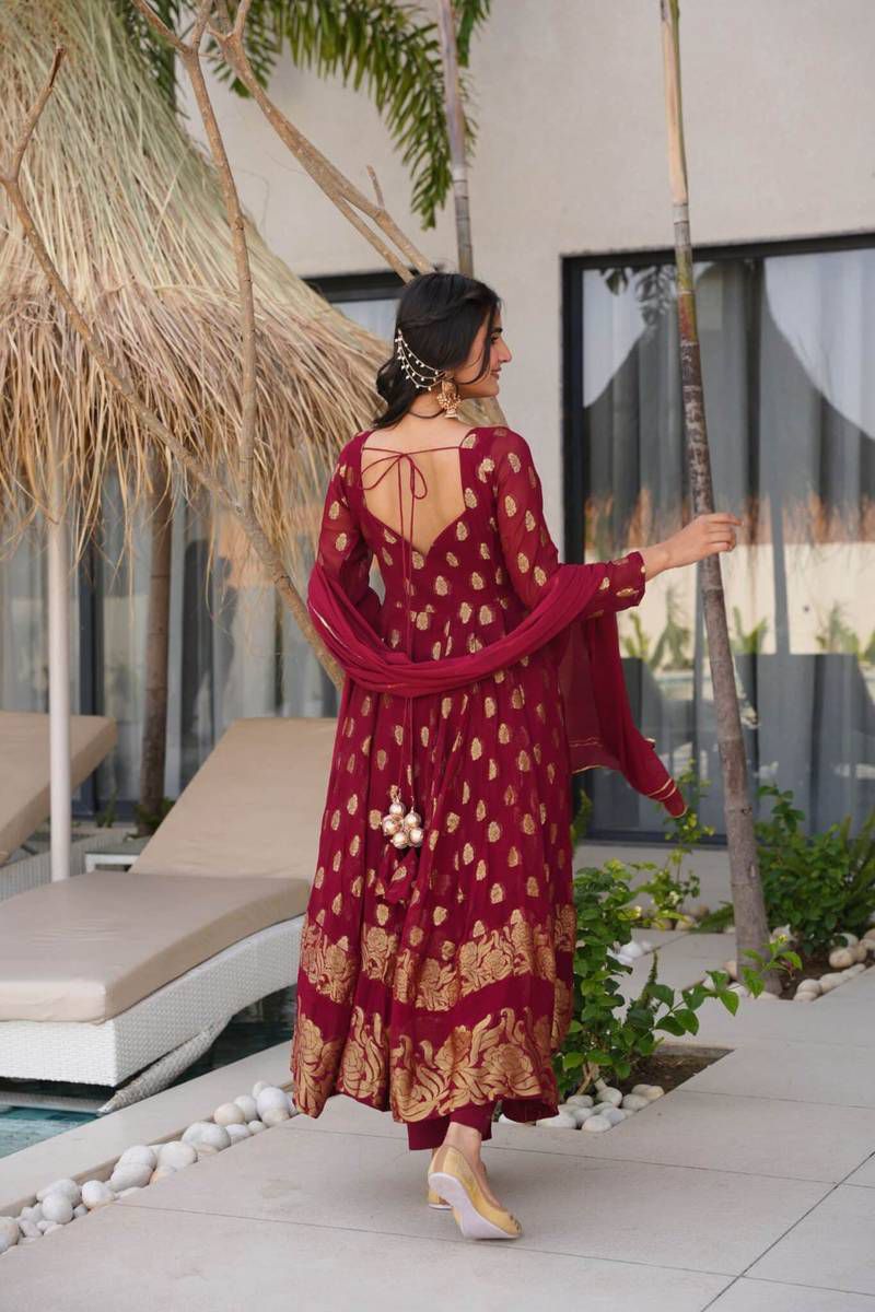 BEST ANARKALI GOWN WITH JAQUARD WEAVING IN MAROON COLOR