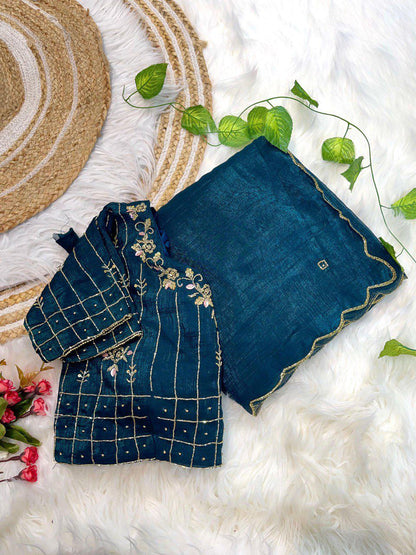 Soft Crunchy Silk With Hand Work Saree