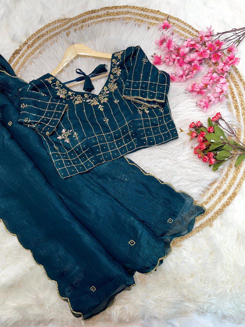 Soft Crunchy Silk With Hand Work Saree