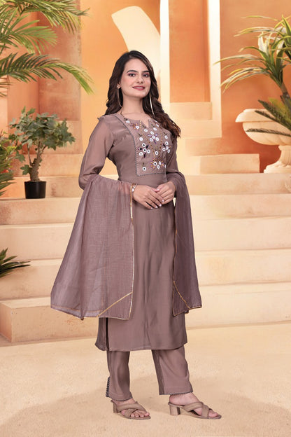 Beautifull Malchanderi Mirror Hand Work Top Bottom