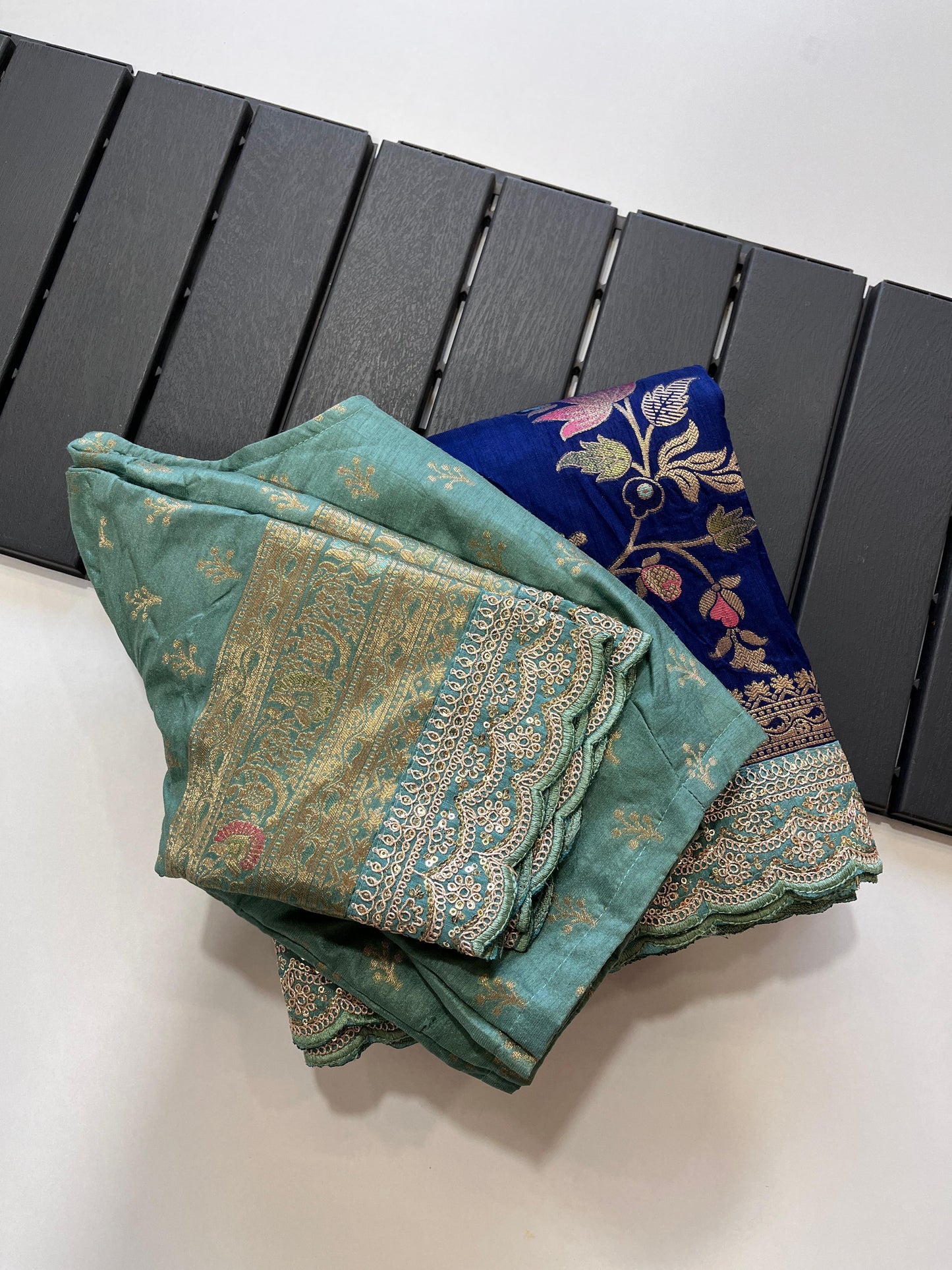 Beautifull Dolla Silk With Meenakari Zari Work Saree