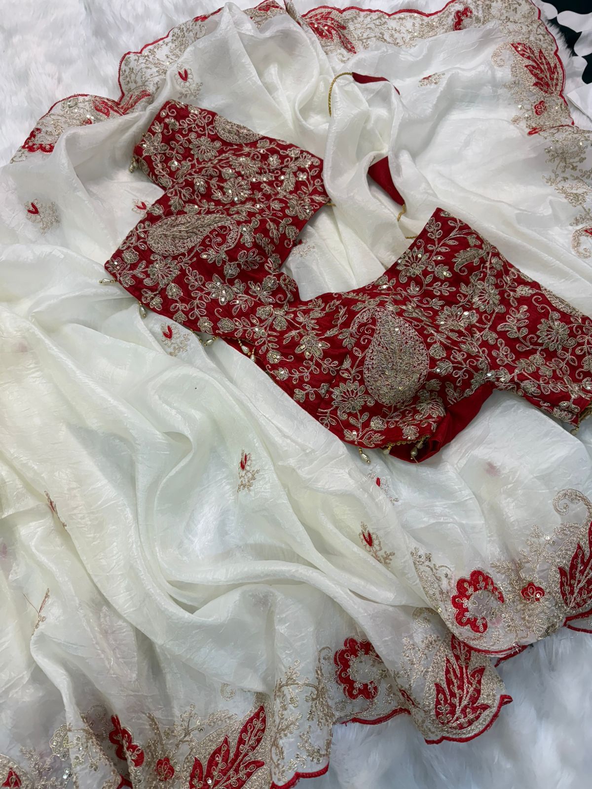 Beautifull Pure Crystal With Embroidery Work Saree