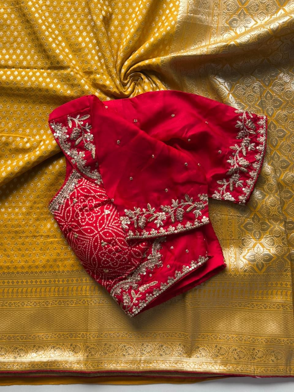 Pure Banarasi Weaving Motifs Handwooven Saree