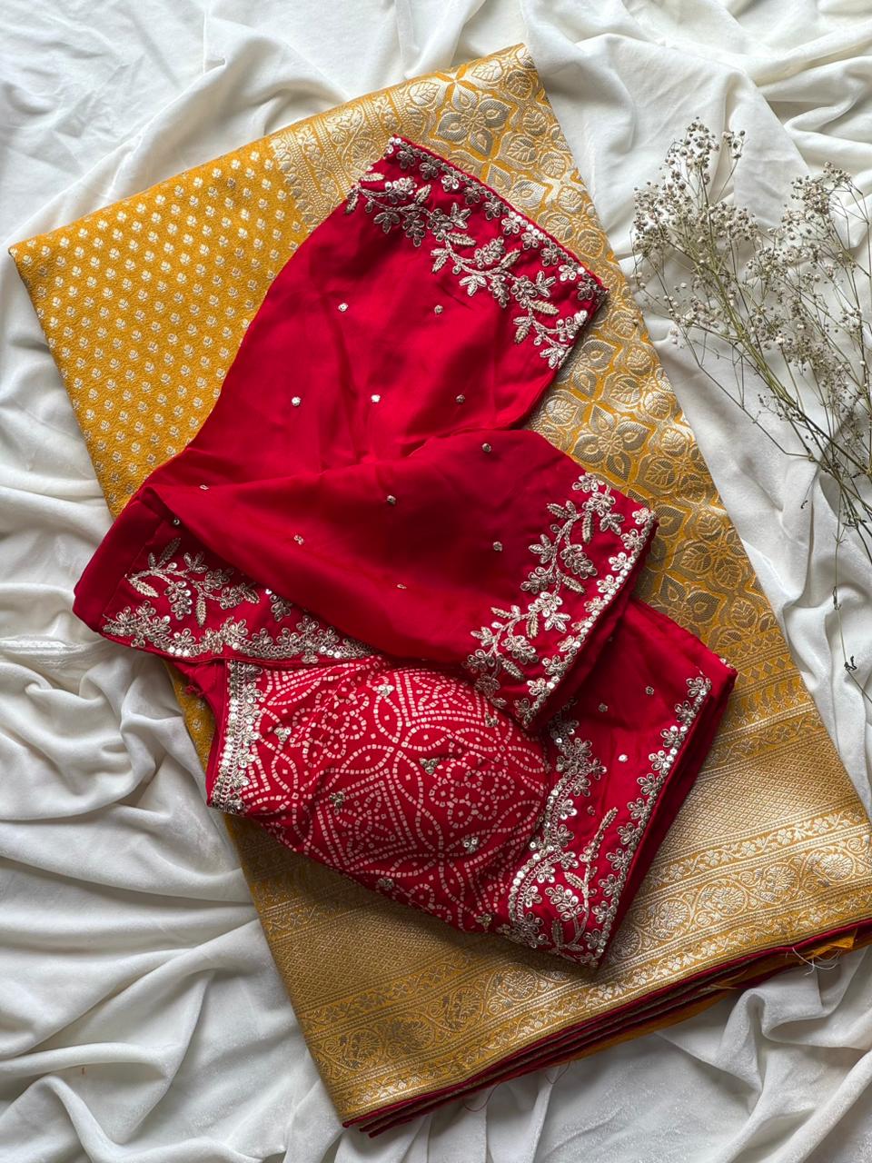 Designer Pure Banarasi Saree With Weaving Motifs & Contrast piping saree