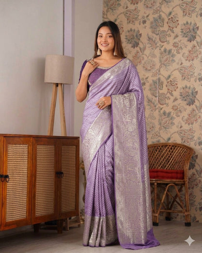 Designer Pure Banarasi Saree With Weaving Motifs & Contrast piping saree