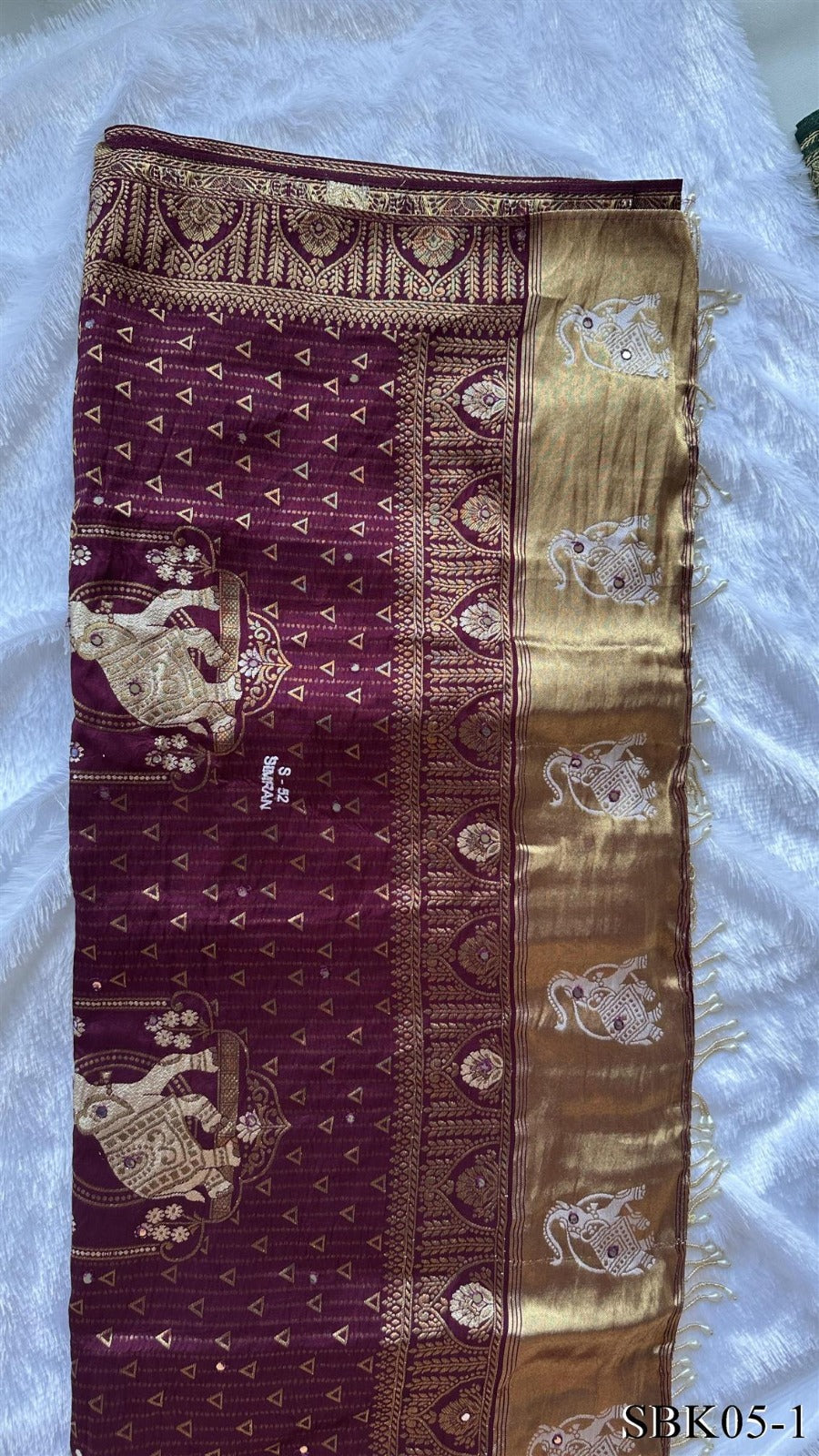 Beautiful Dolla Silk Saree With Rich Jacquard &  Less Border work