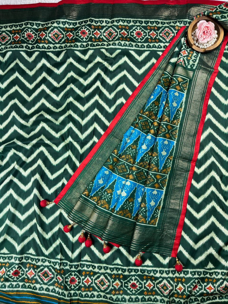 Beautifull Banarasi Silk With Zari Weaving Work Saree