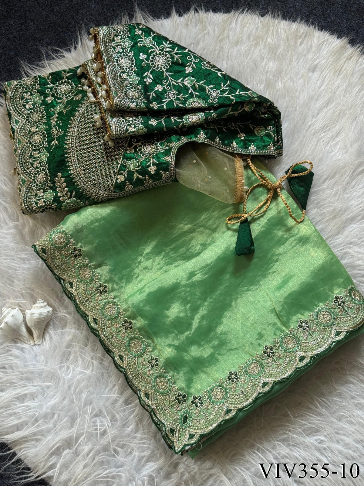 Beautiful Elegant Rich Look Embroidery Thread Work Premium Space Silk Saree
