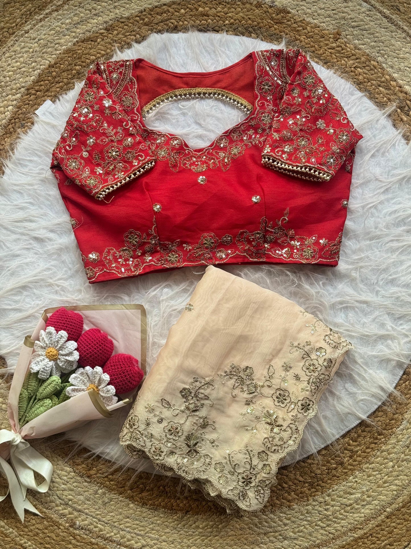 Beautifull Two Tone Silk With Embroidery Work Saree