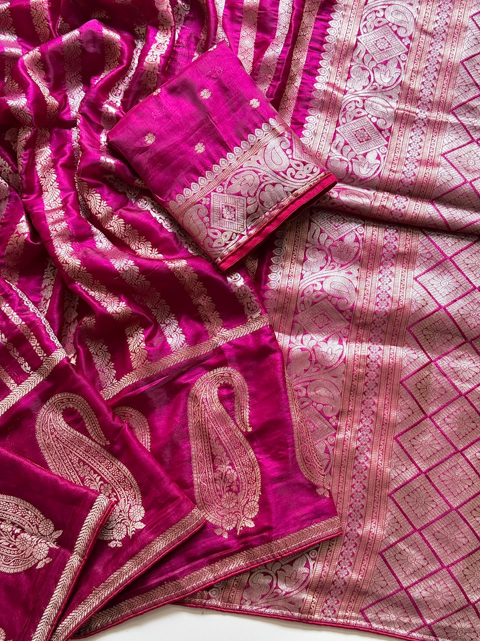 Rich Jacquard Zari Mango Weaving Work Saree