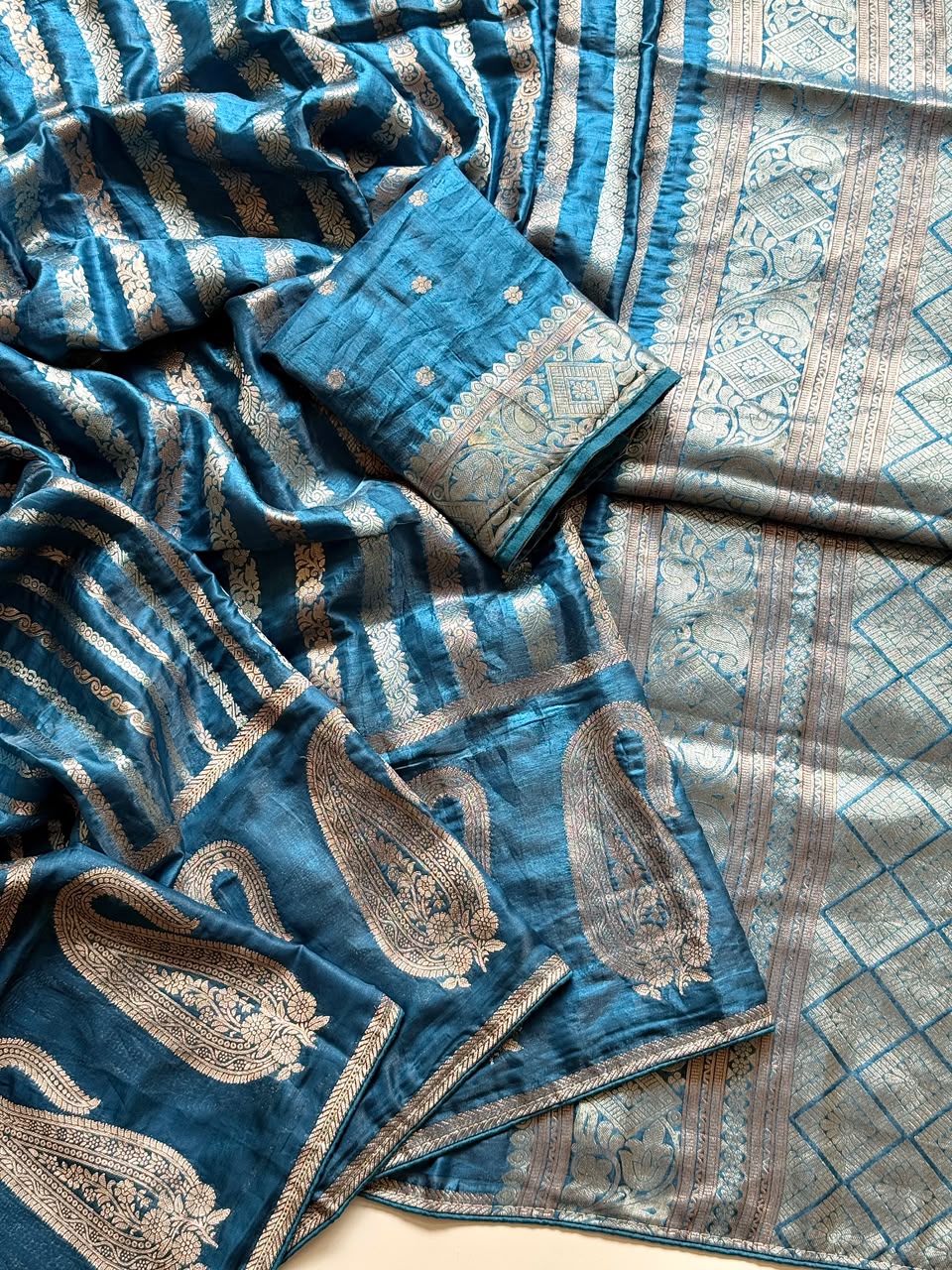 Rich Jacquard Zari Mango Weaving Work Saree