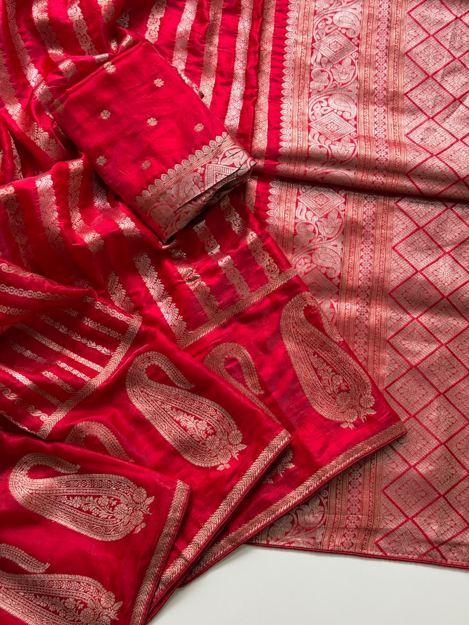 Rich Jacquard Zari Mango Weaving Work Saree