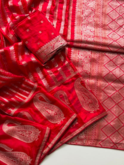 Rich Jacquard Zari Mango Weaving Work Saree