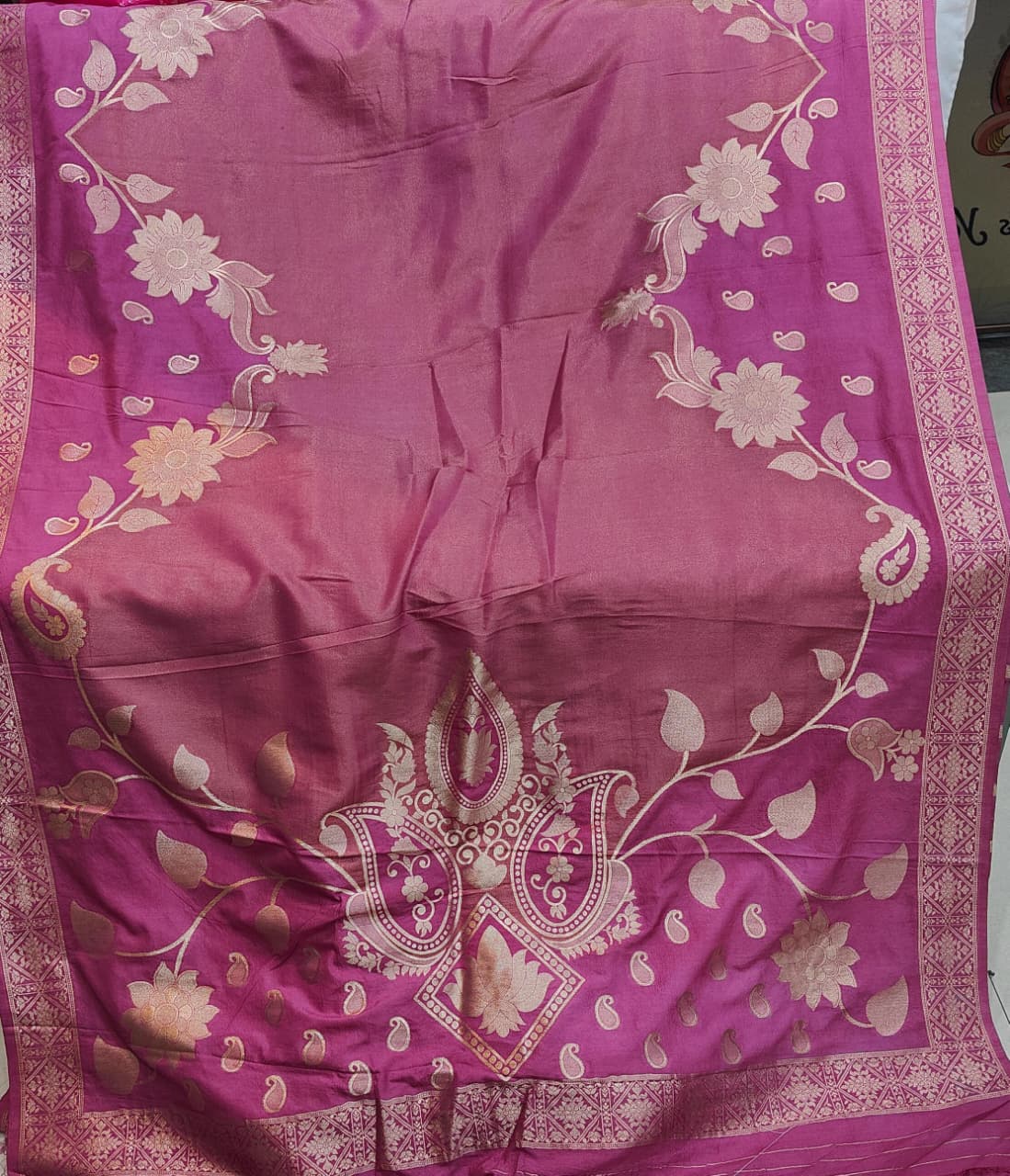 Chainya Tissue Shimmer Hand Dyeing Work Saree