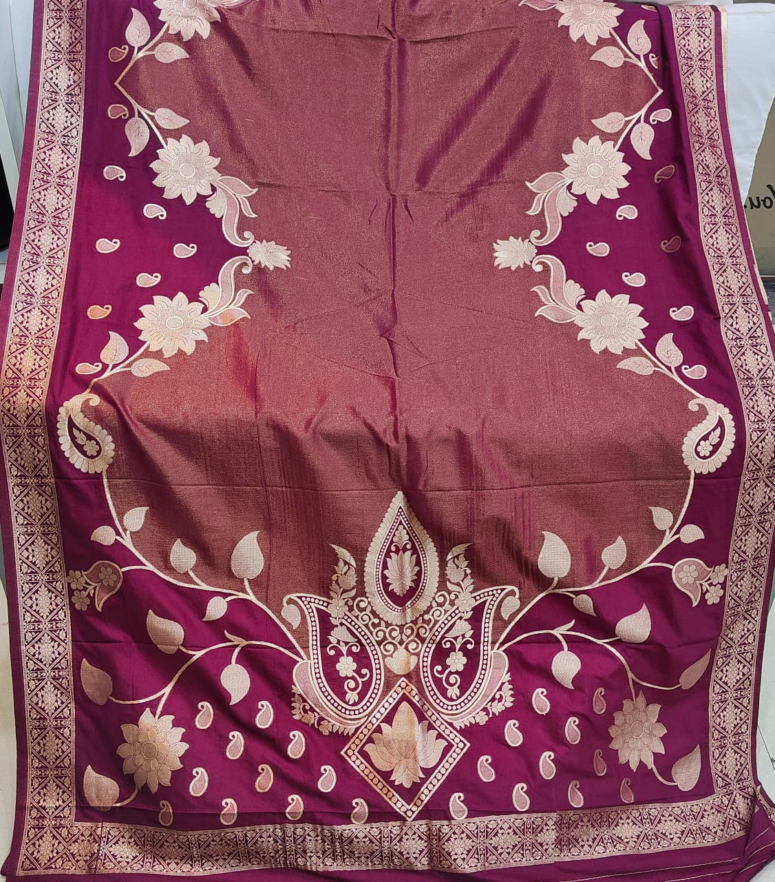 Chainya Tissue Shimmer Hand Dyeing Work Saree