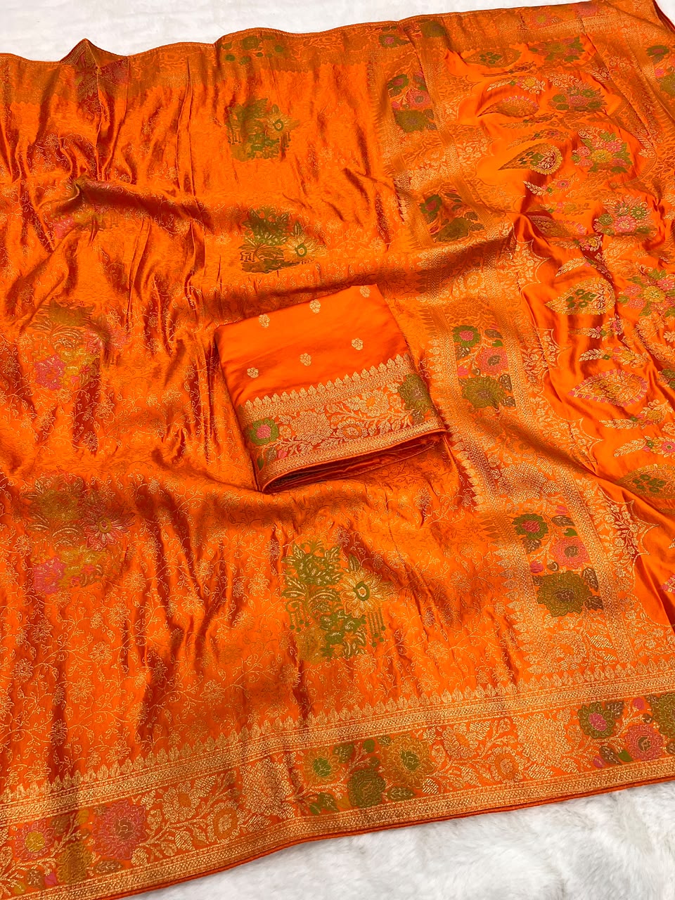 Heavy Mushroom Satin Silk Meenakari Zari Jacquard Weaving Saree