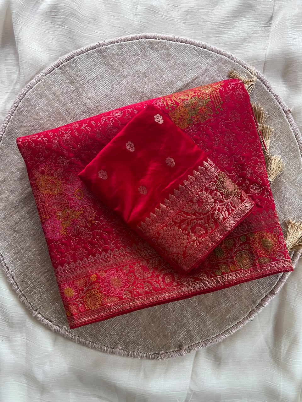 Heavy Mushroom Satin Silk Meenakari Zari Jacquard Weaving Saree