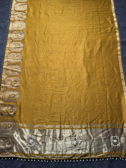 Beautifull Simmer Tissue Fabric Saree