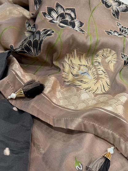 Beautifull Pure Modal Cotton With Weaving Rich Pallu Saree