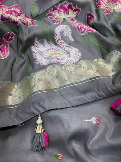 Beautifull Pure Modal Cotton With Weaving Rich Pallu Saree