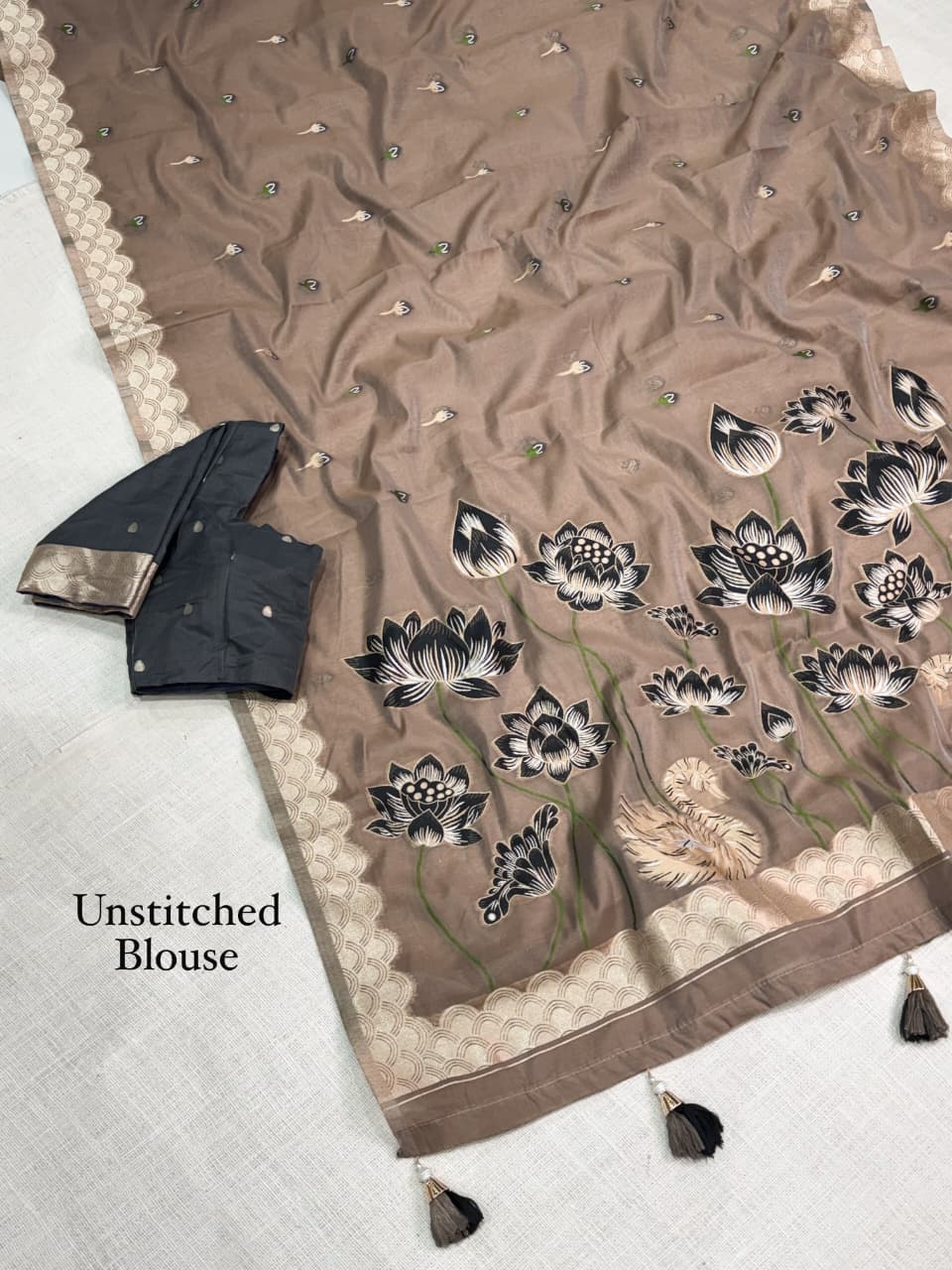 Beautifull Pure Modal Cotton With Weaving Rich Pallu Saree