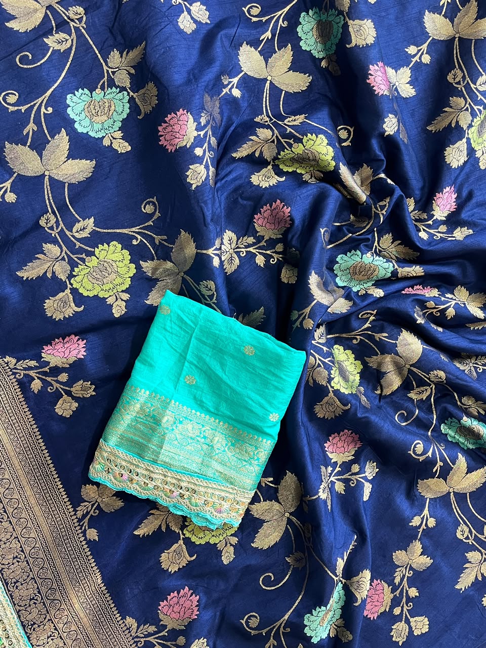 Elegant Dolla Silk Embroidered Saree with Unstitched Blouse