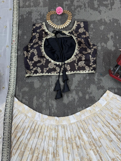 DRESS BAZZAR DESIGNER JACQUARD WEDDING WEAR TRENDY LEHENGA CHOLI