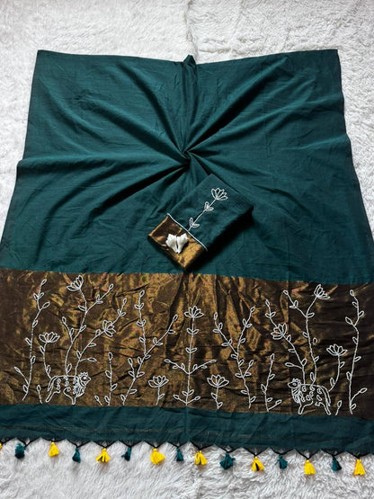 Pure Loom Cotton Cut Dana Saree Set