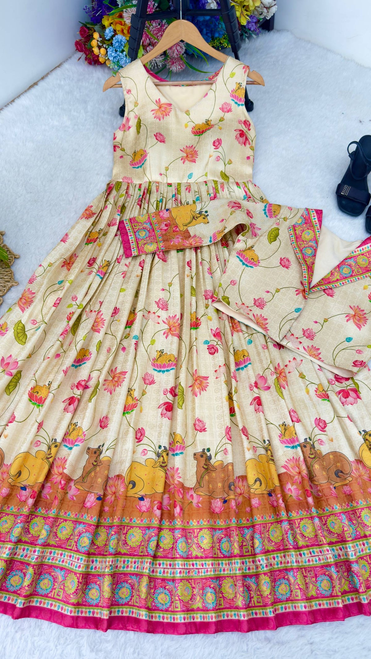 Pure Viscose Soft Silk Gown with Jacquard Pashmina & Fancy Printed Koti