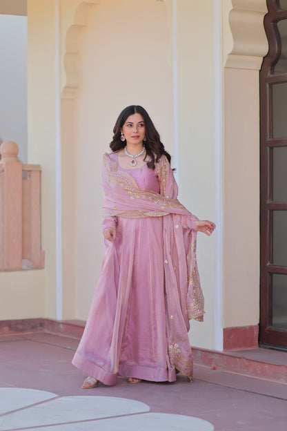 TRENDING VIRAL FANDY CHIFFON SILK GOWN