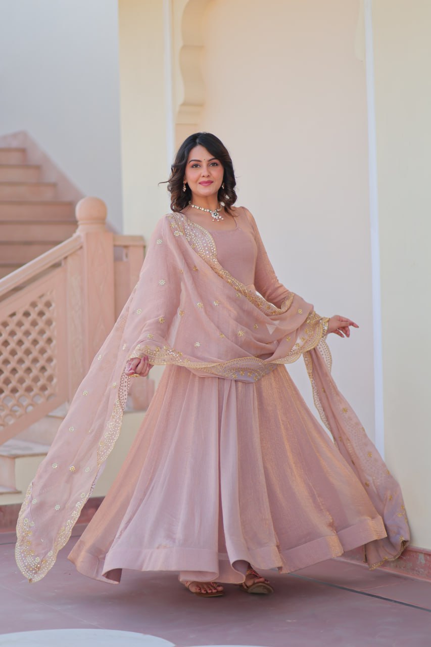 TRENDING VIRAL FANDY CHIFFON SILK GOWN