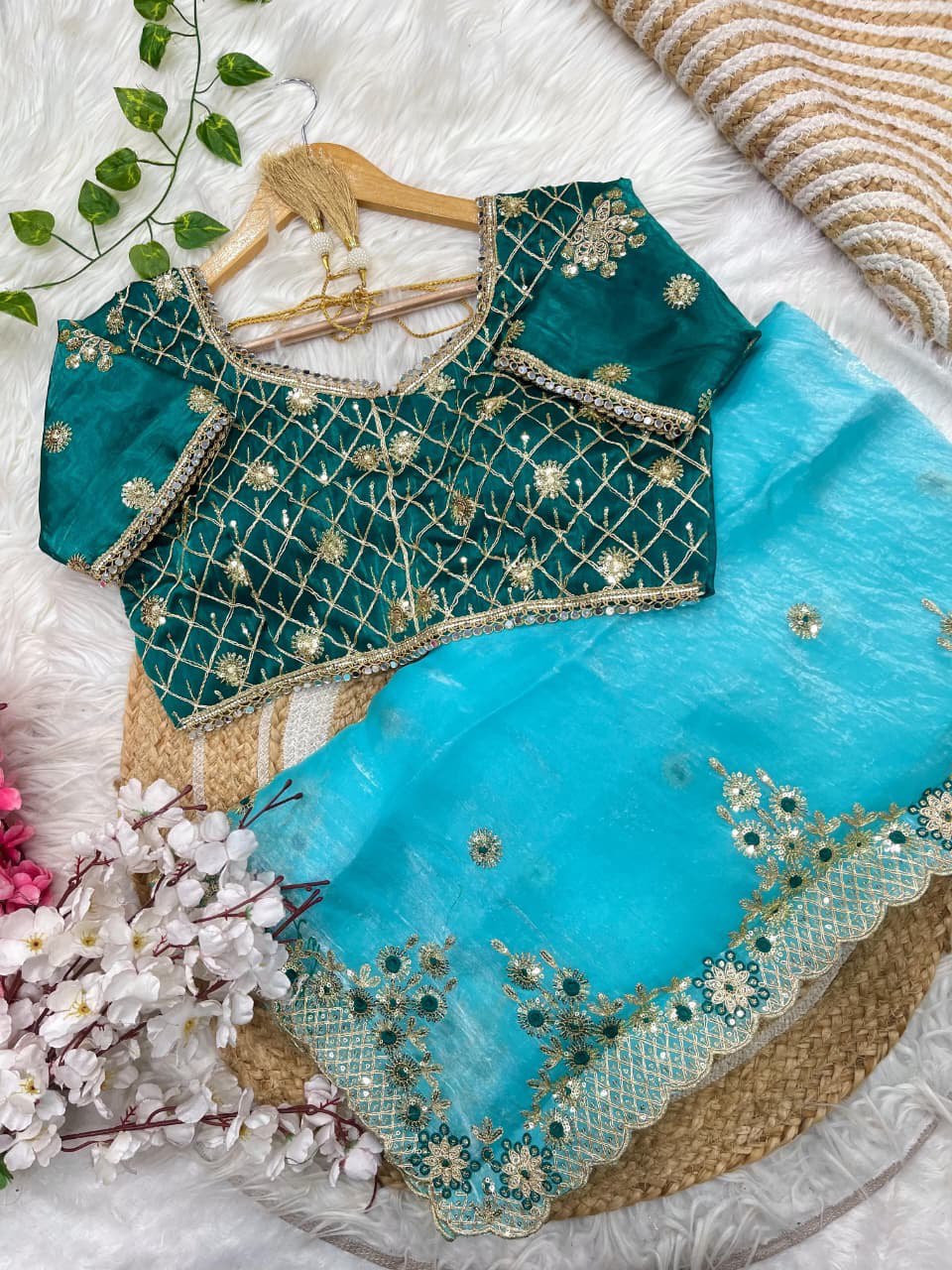 Fendy Sartin Silk With BEautifull Embroidery Work Saree