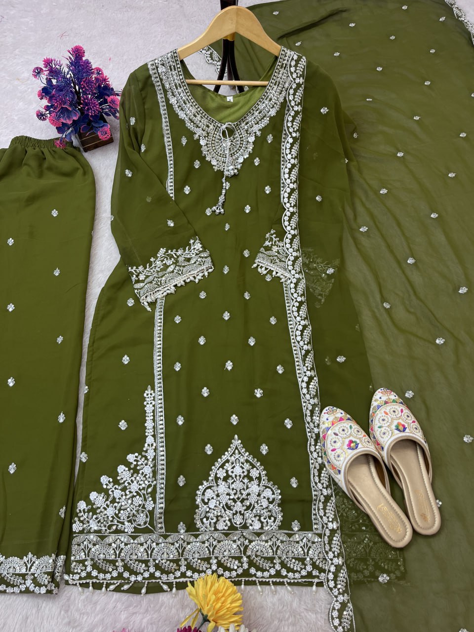 HEavy Fox Geprgette Embroidery Work Top Plazzo