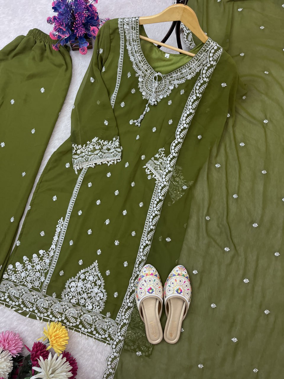 HEavy Fox Geprgette Embroidery Work Top Plazzo