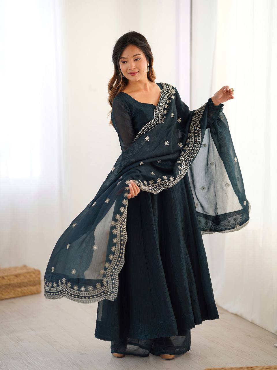 MOST TRENDING WOMEN'S SPECIAL WEDDING WEAR GOWN PLAZZO IN FANDY SILK