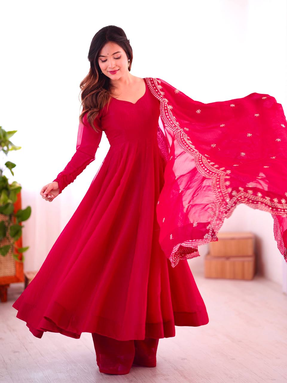 MOST TRENDING WOMEN'S SPECIAL WEDDING WEAR GOWN PLAZZO IN FANDY SILK
