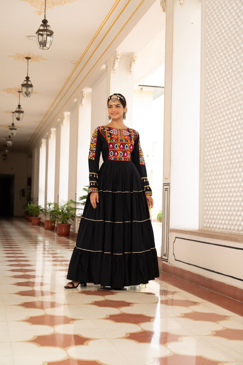 Kora Cotton Kutchi Gamthi Mirror Work Gown
