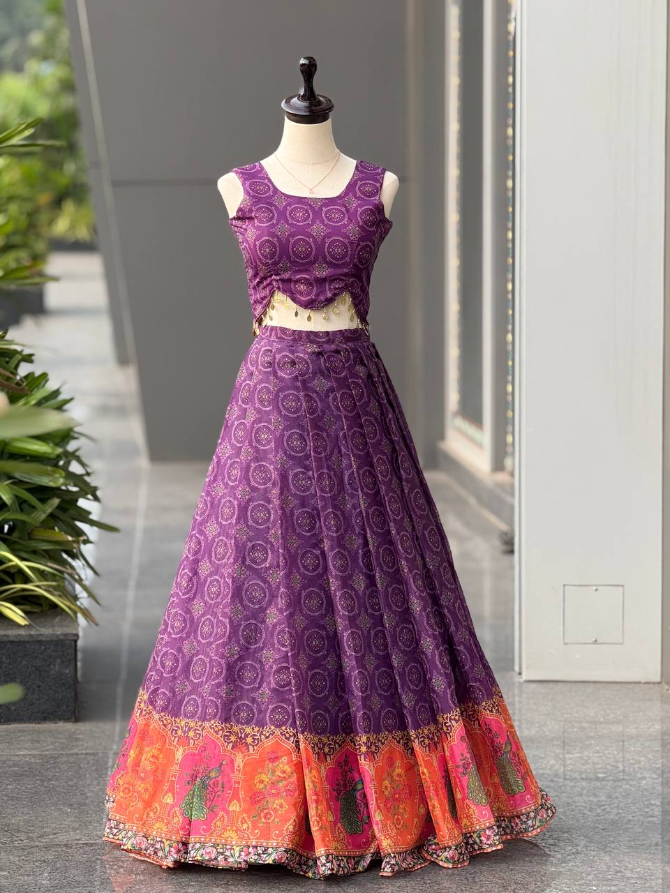 You gonna love elegance with Modern touch ,Here we Presenting Exclusive Designer  lehnga Design 🌸