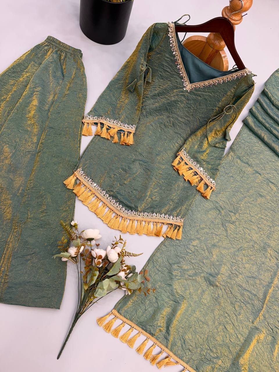 Doremon Crush Mirror Work Suit Set